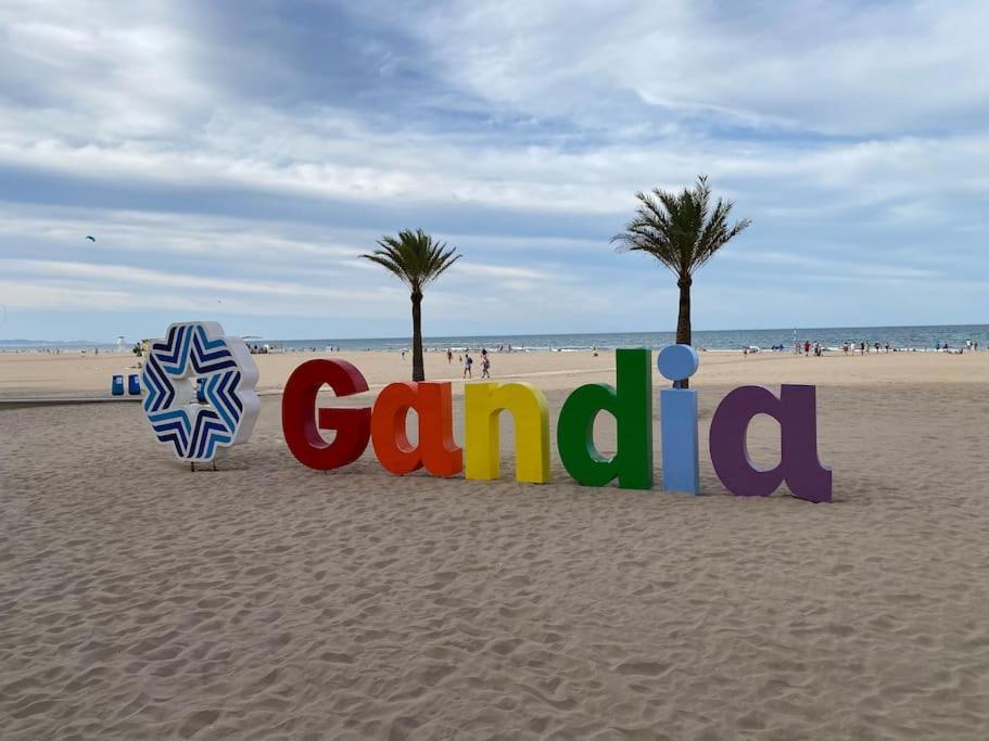 Lovely Family Apartment 2 Min. From The Beach Playa de Gandia エクステリア 写真