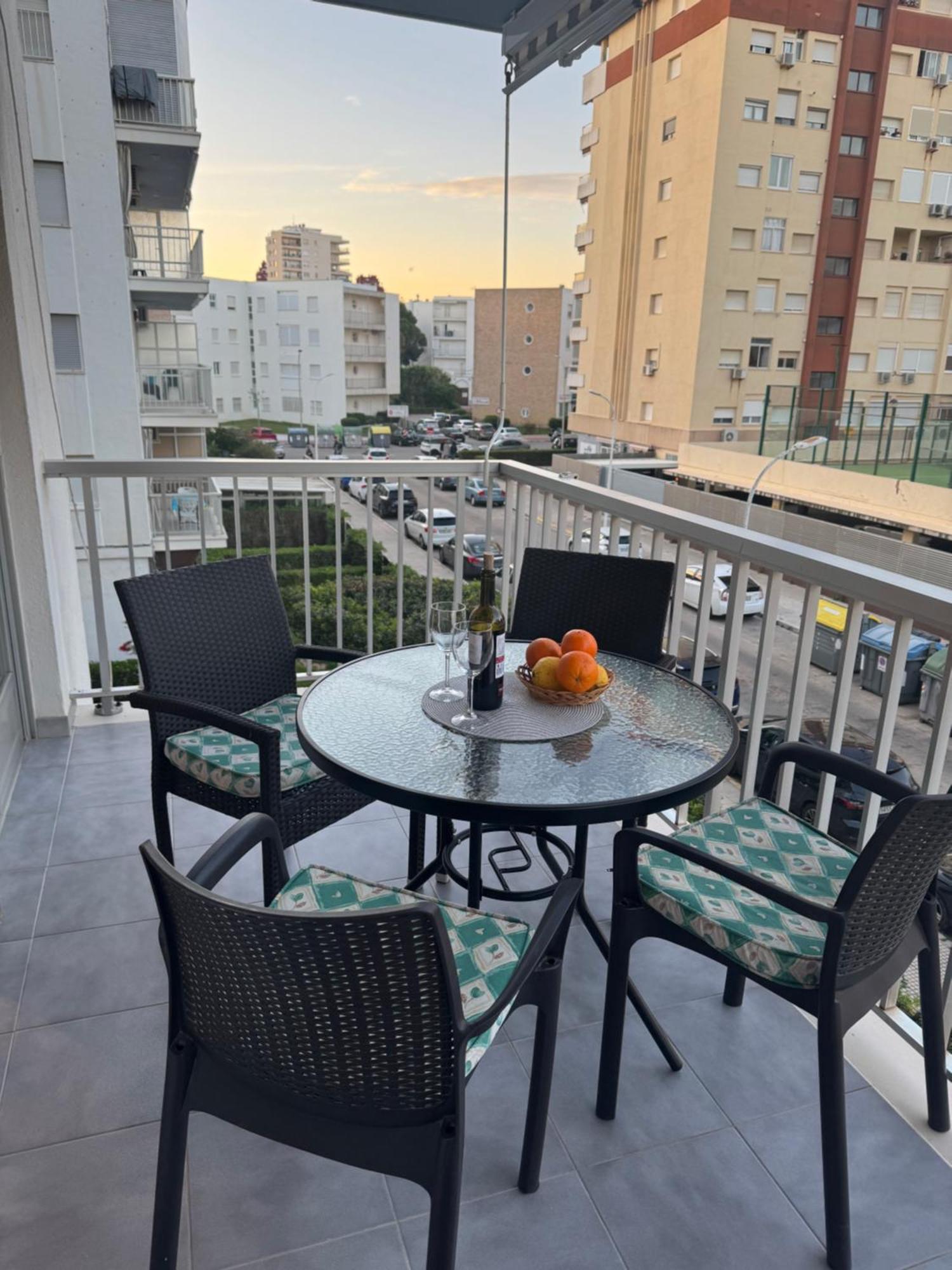 Lovely Family Apartment 2 Min. From The Beach Playa de Gandia エクステリア 写真